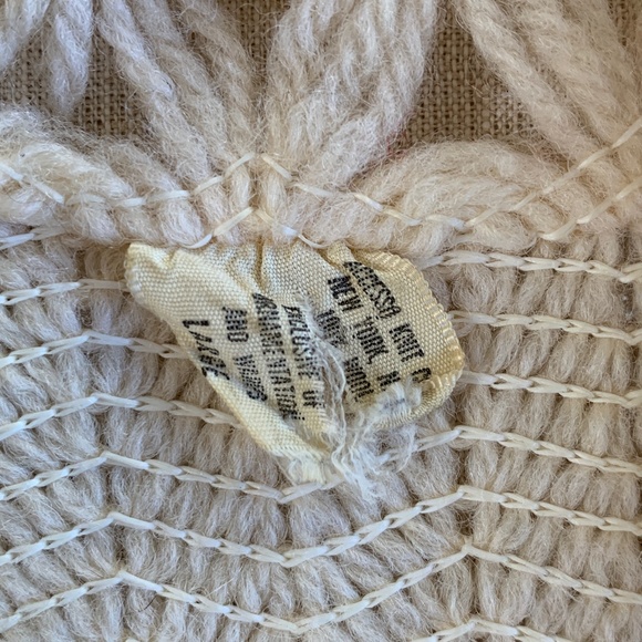 Vintage Cream Wool Knit Bolero Style Sweater - M/L - Picture 3 of 8